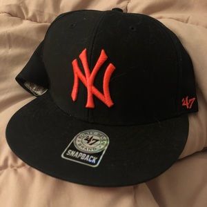 New York Yankees hat